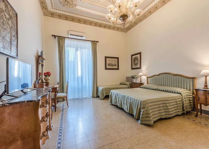 Palazzo Benso ベッド・アンド・ブレックファスト 4*