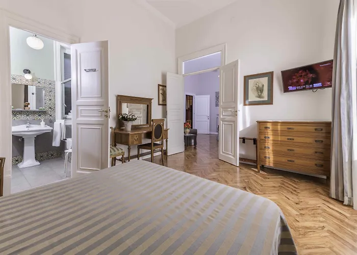 Palazzo Benso 4* パレルモ