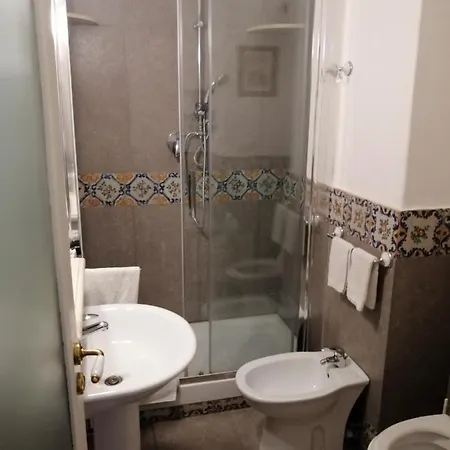 Palazzo Benso 3* פלרמו