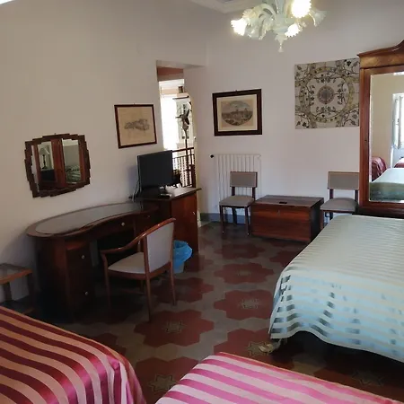 Bed & Breakfast Palazzo Benso 4*
