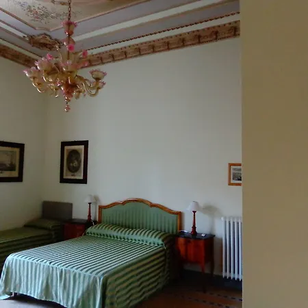 לינה וארוחת בוקר Palazzo Benso 3*