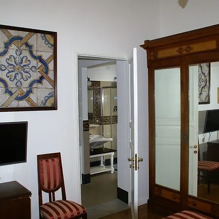 Palazzo Benso 3* פלרמו